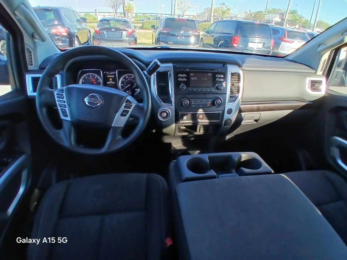 2018 Nissan Titan Crew Cab SV Pickup 4D 5 1/2 ft Maitland FL