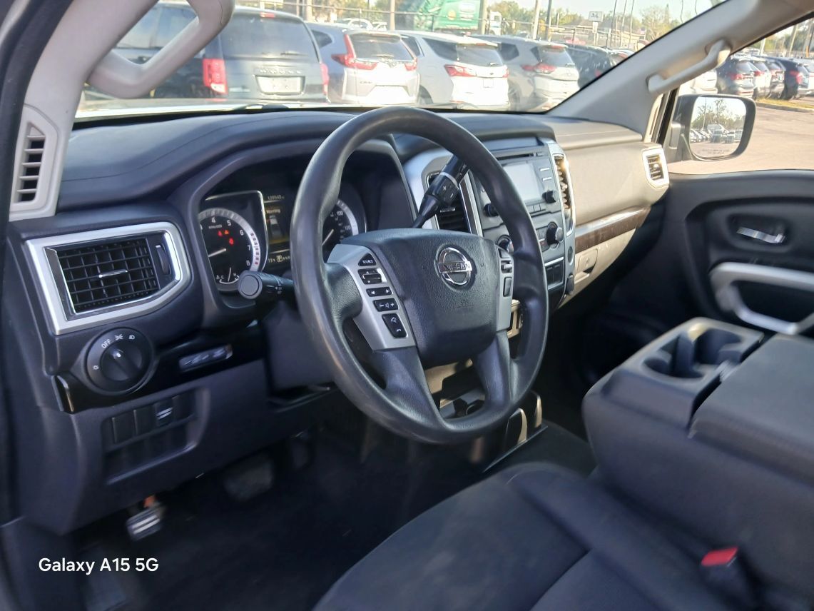 2018 Nissan Titan Crew Cab SV Pickup 4D 5 1/2 ft Maitland FL