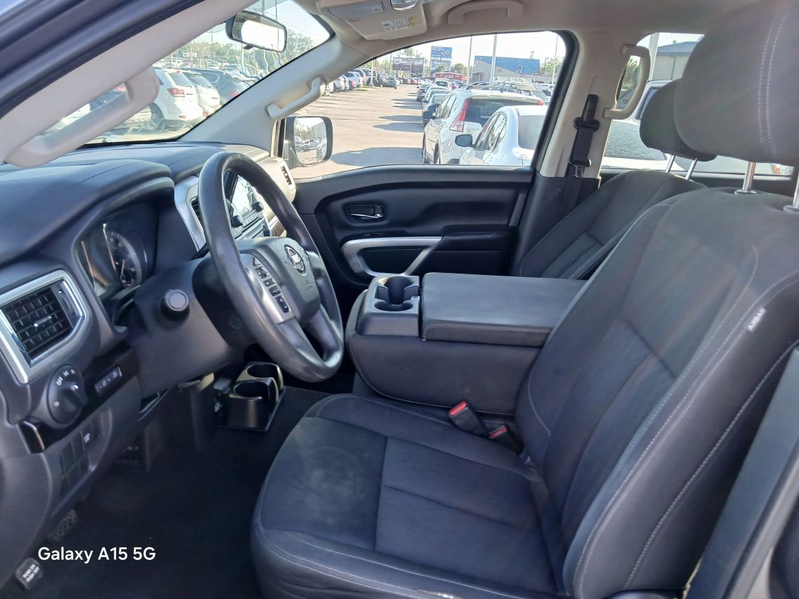 2018 Nissan Titan Crew Cab SV Pickup 4D 5 1/2 ft Maitland FL