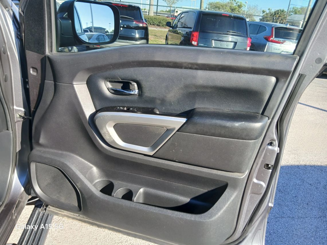 2018 Nissan Titan Crew Cab SV Pickup 4D 5 1/2 ft Maitland FL