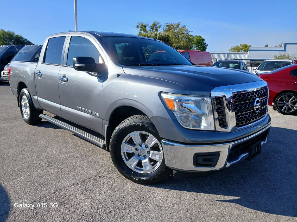 2018 Nissan Titan Crew Cab