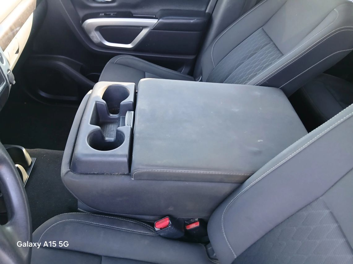 2018 Nissan Titan Crew Cab SV Pickup 4D 5 1/2 ft Maitland FL