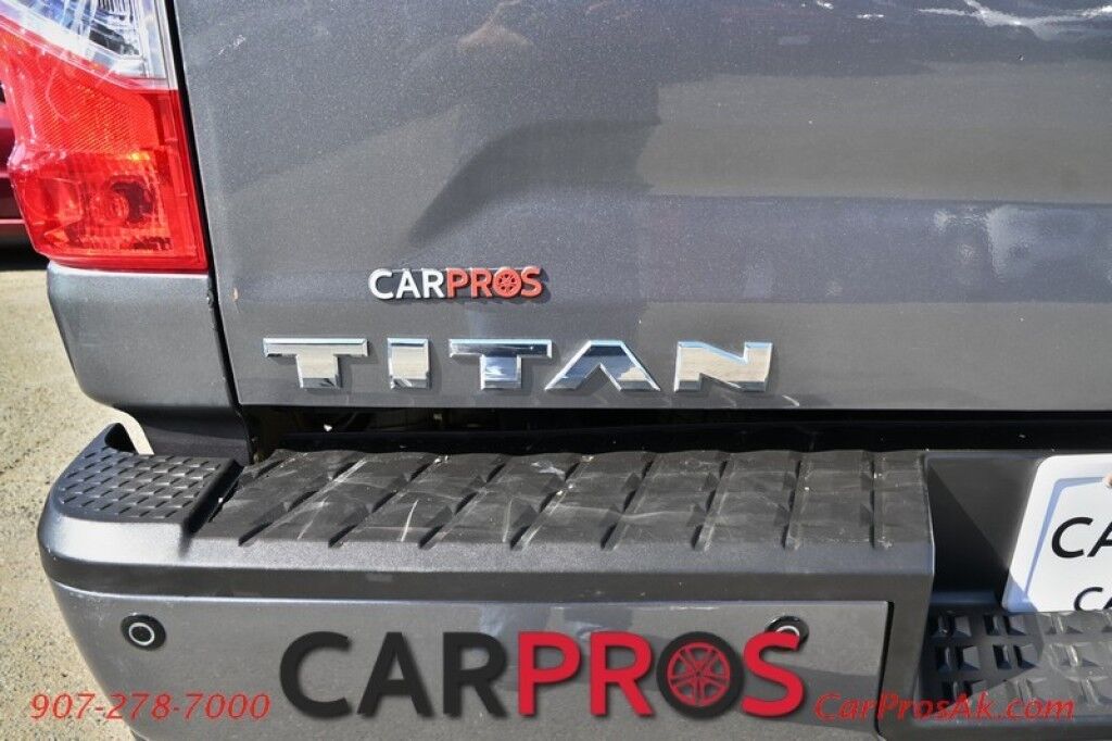 2018 Nissan Titan PRO-4X - Lifted - Fuel Wheels - 35in Tires - PRO-4X Utility Package - Comfort & Convenience Package - 5.6L V8 - 4X4 - Crew Cab - Pust To Start w/ Keyless Entry - Tow Package - 1 Owner Anchorage AK