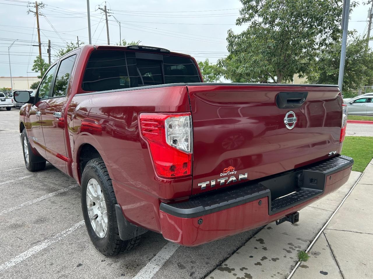 2018 Nissan Titan SV Crew Cab 2WD