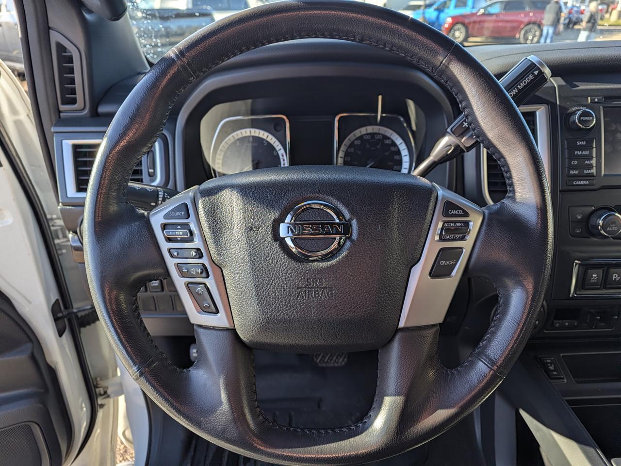 2018 Nissan Titan SV Crew Cab 4x4 | V8 HD | Tow Haul Mode | Keyless Entry | 98L Fuel Tank | Premium Comfort Redwater AB
