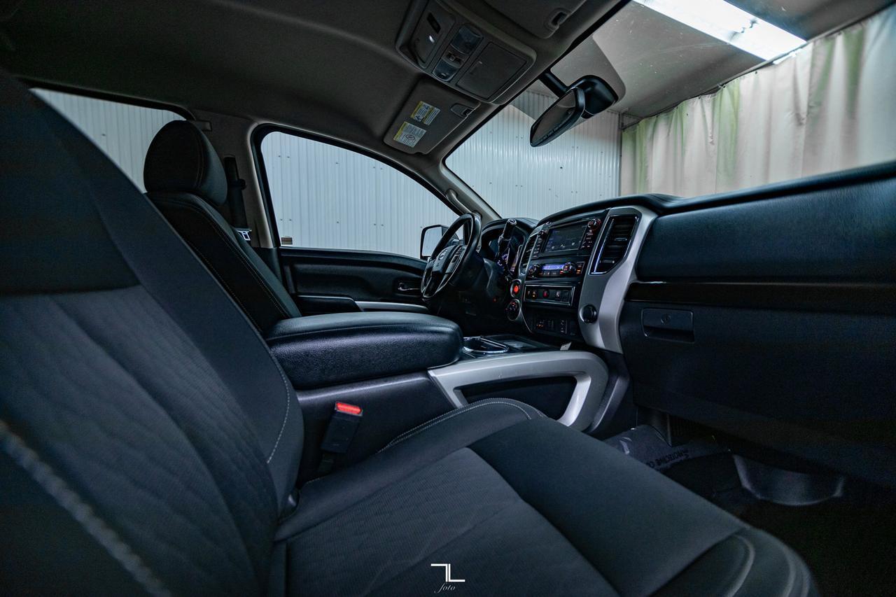 2018 Nissan Titan XD 4x4 Crew Cab SV Premium Diesel AISIN Nav BCam Red Deer AB