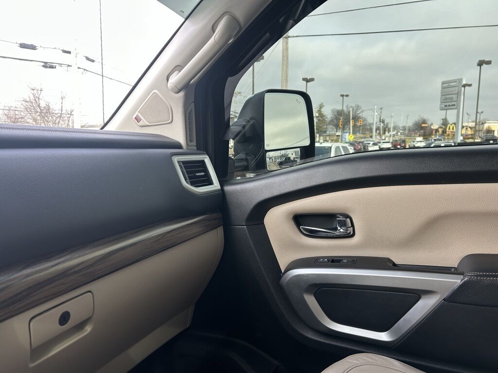 2018 Nissan Titan XD SL Crestwood KY