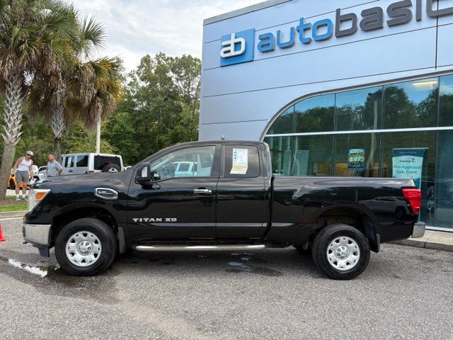 2018 Nissan Titan XD SV