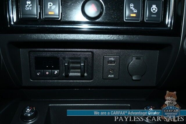 2018 Nissan Titan XD XD Platinum Reserve / Crew Cab / 4X4 / Turbo Diesel / AutoStart / Heated & Cooled Leather Seats / Heated Steering Wheel / Navigation / 360 Cam / Rockford Fosgate Speakers / Blind Spot Alert / Leer Canopy / Tow Pkg / Low Miles Anchorage AK