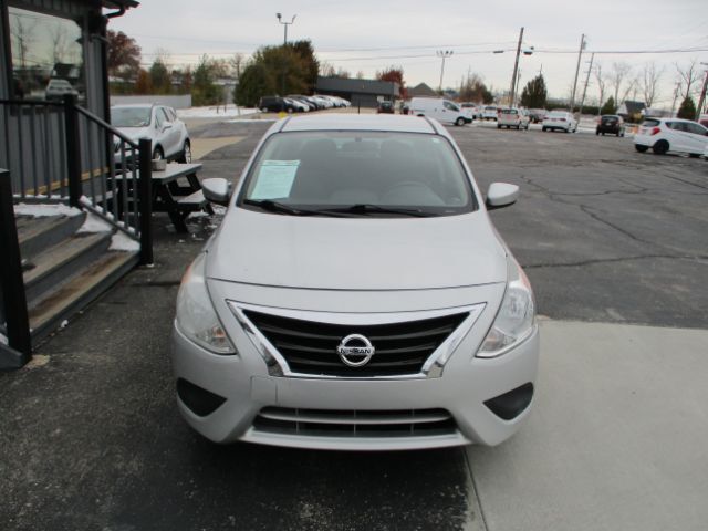 2018 Nissan Versa 1.6 S+