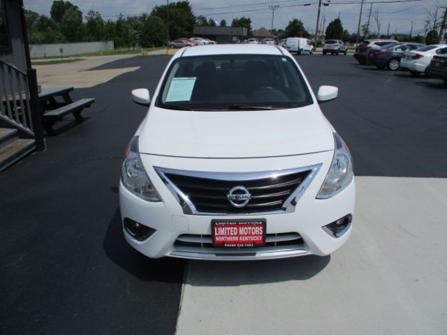 2018 Nissan Versa 1.6 SV