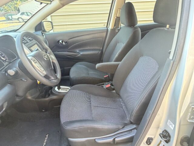 2018 Nissan Versa 1.6 SV Sedan Gaston SC