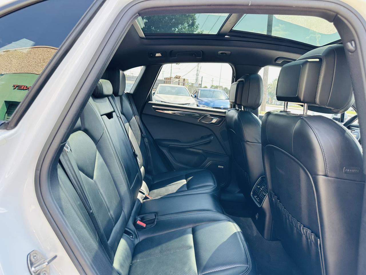 2018 PORSCHE Macan Sport Edition Dallas TX