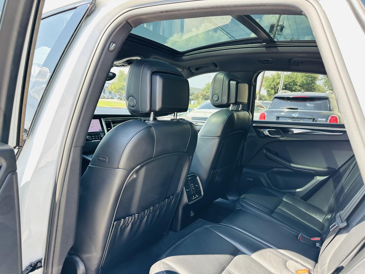2018 PORSCHE Macan Sport Edition Dallas TX