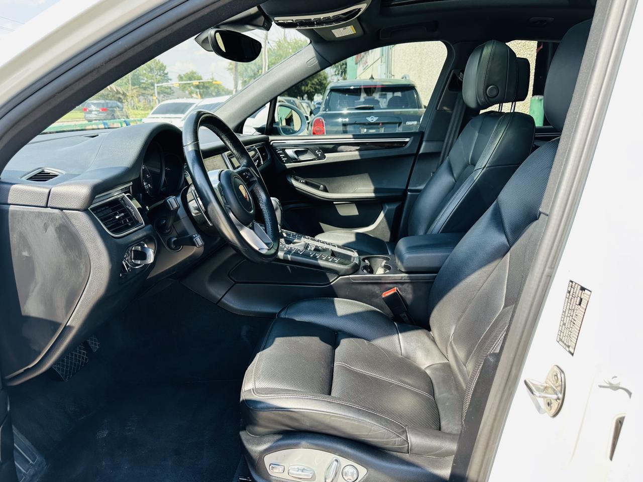2018 PORSCHE Macan Sport Edition Dallas TX
