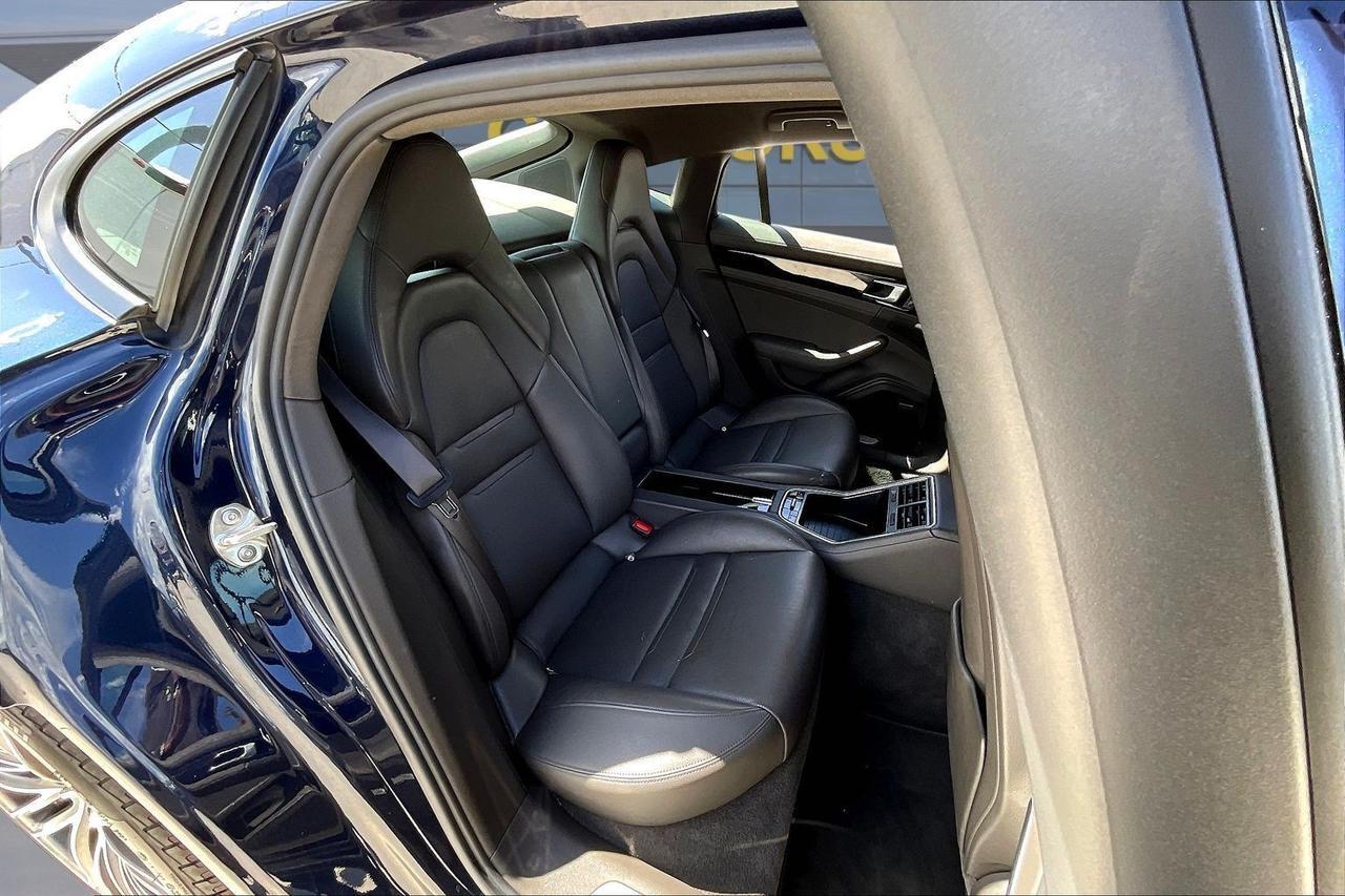 2018 PORSCHE PANAMERA 4 Houston TX
