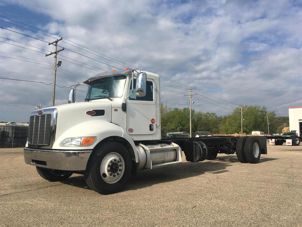 2018 Peterbilt 337 Eau Claire MN 2018 Peterbilt 337 Eau Claire MN