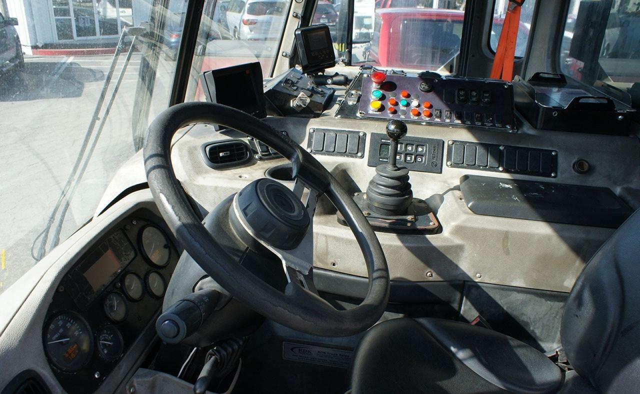 2018 Peterbilt 520 40 Yard Heil Front Loader Garbage Truck Tampa FL