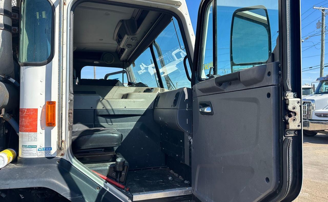 2018 Peterbilt 520 40 Yard New Way Front Loader Garbage Truck Tampa FL