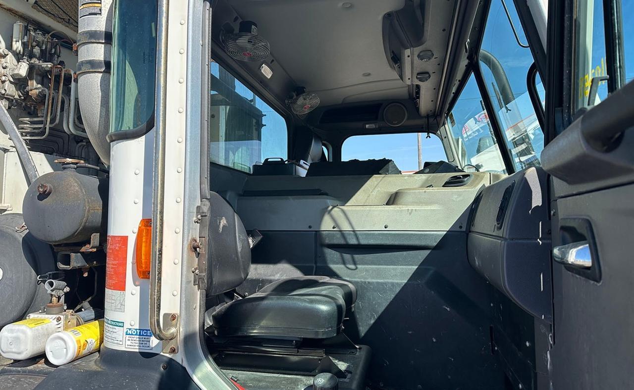 2018 Peterbilt 520 40 Yard New Way Front Loader Garbage Truck Tampa FL