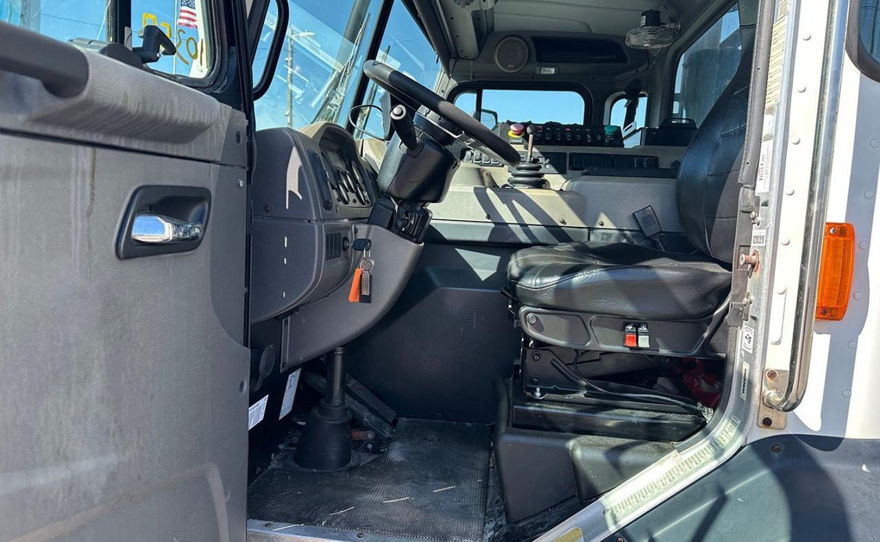 2018 Peterbilt 520 40 Yard New Way Front Loader Garbage Truck Tampa FL