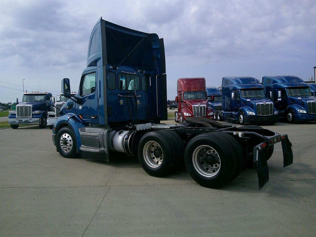 2018 Peterbilt 579 Eau Claire WI