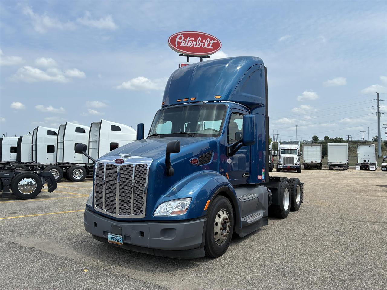 2018 Peterbilt 579 Non-Sleeper