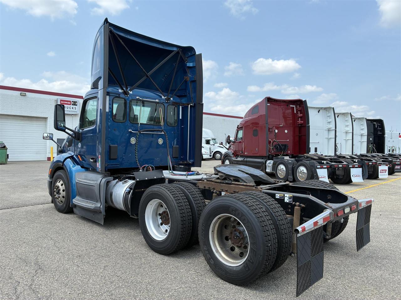 2018 Peterbilt 579 Non-Sleeper