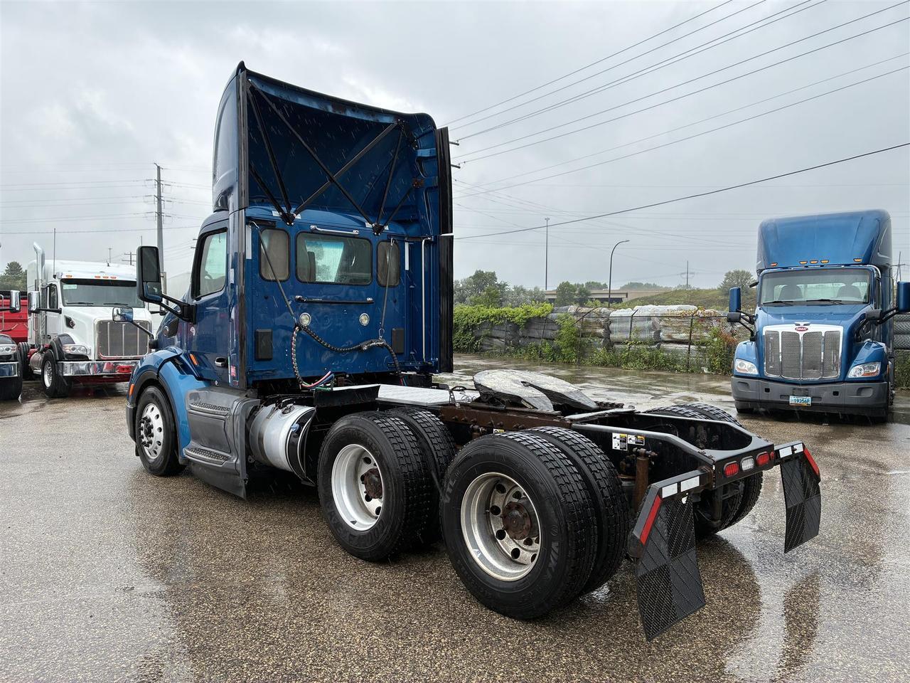 2018 Peterbilt 579 Non-Sleeper