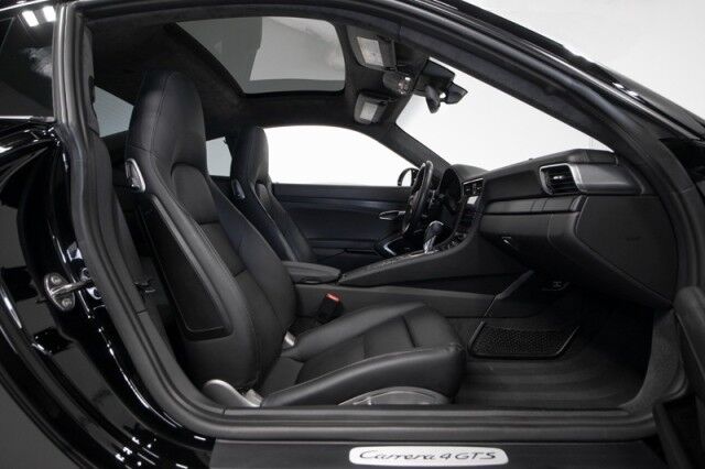 2018 Porsche 911 Carrera 4 GTS Coupe *ONLY 6900 MILES* *$25,000+ IN OPTIONS* San Diego CA