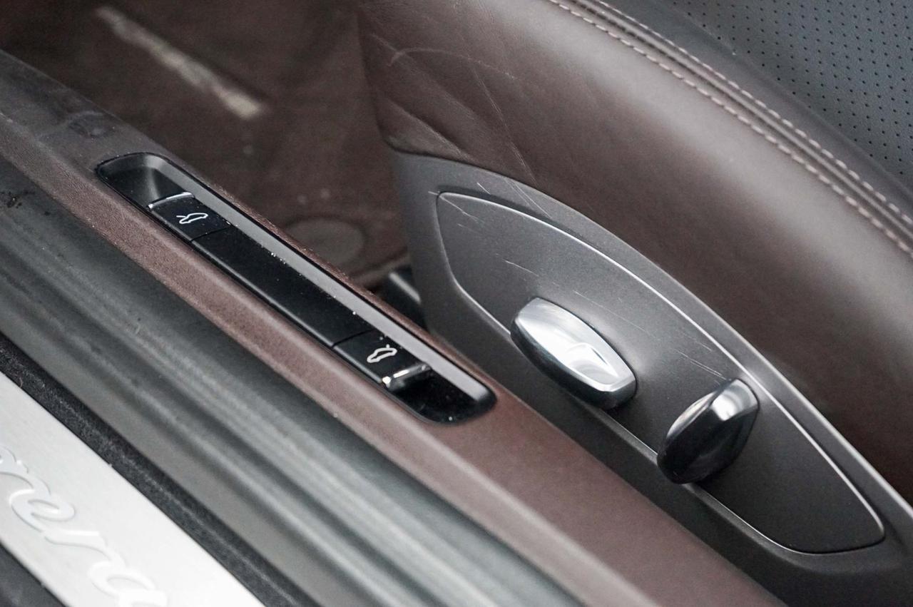 2018 Porsche 911 Carrera 4 Newport Beach CA