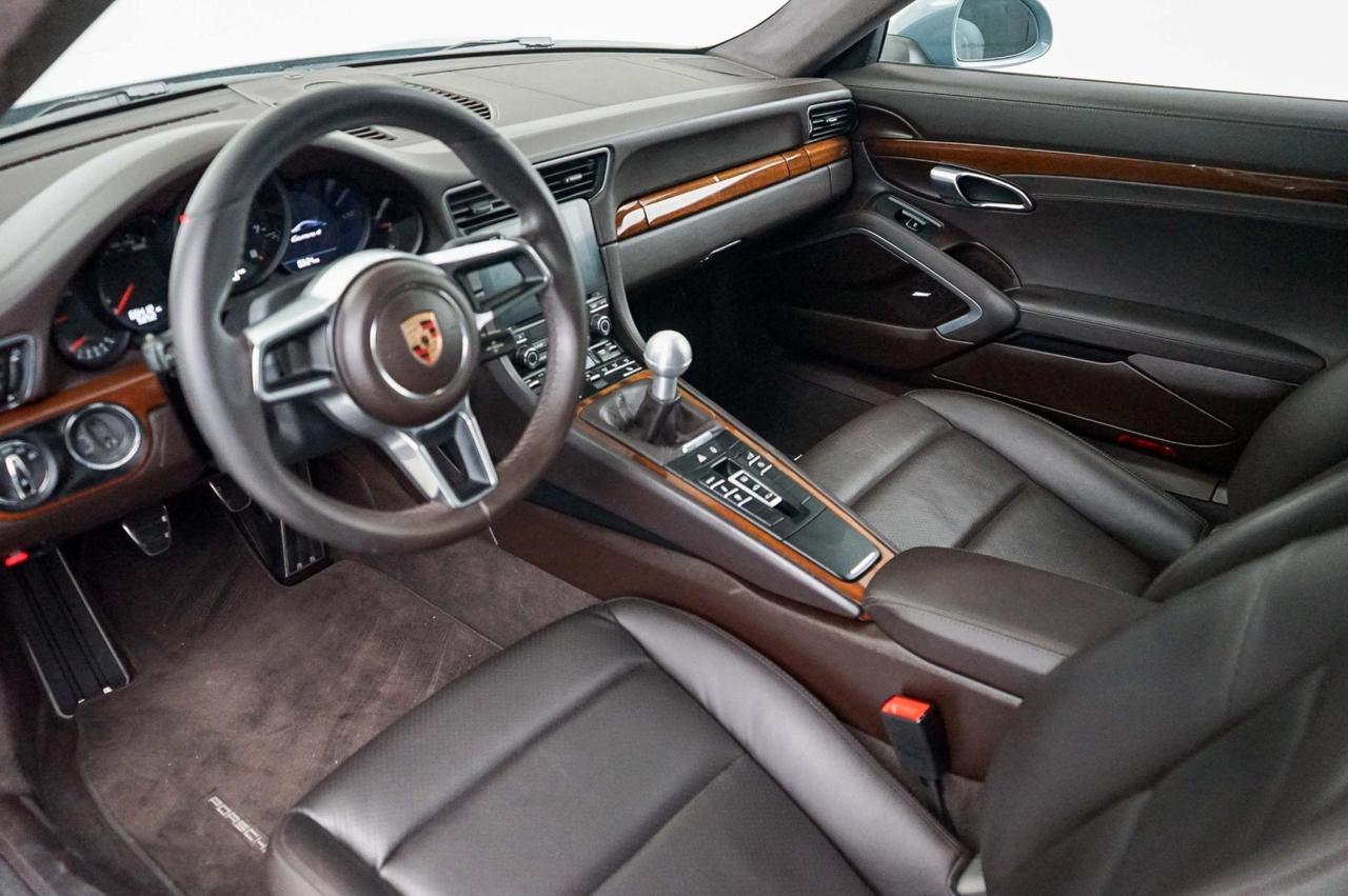 2018 Porsche 911 Carrera 4 Newport Beach CA