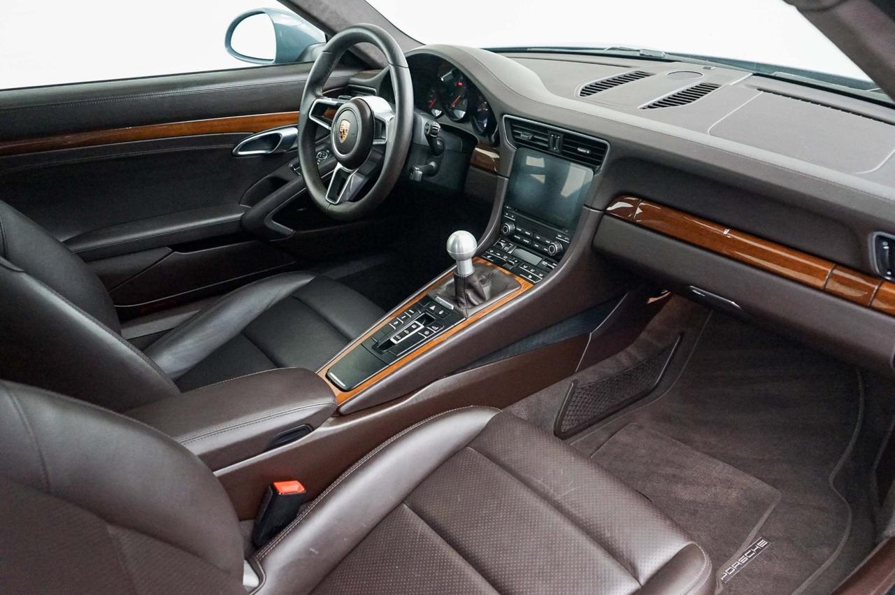 2018 Porsche 911 Carrera 4 Newport Beach CA