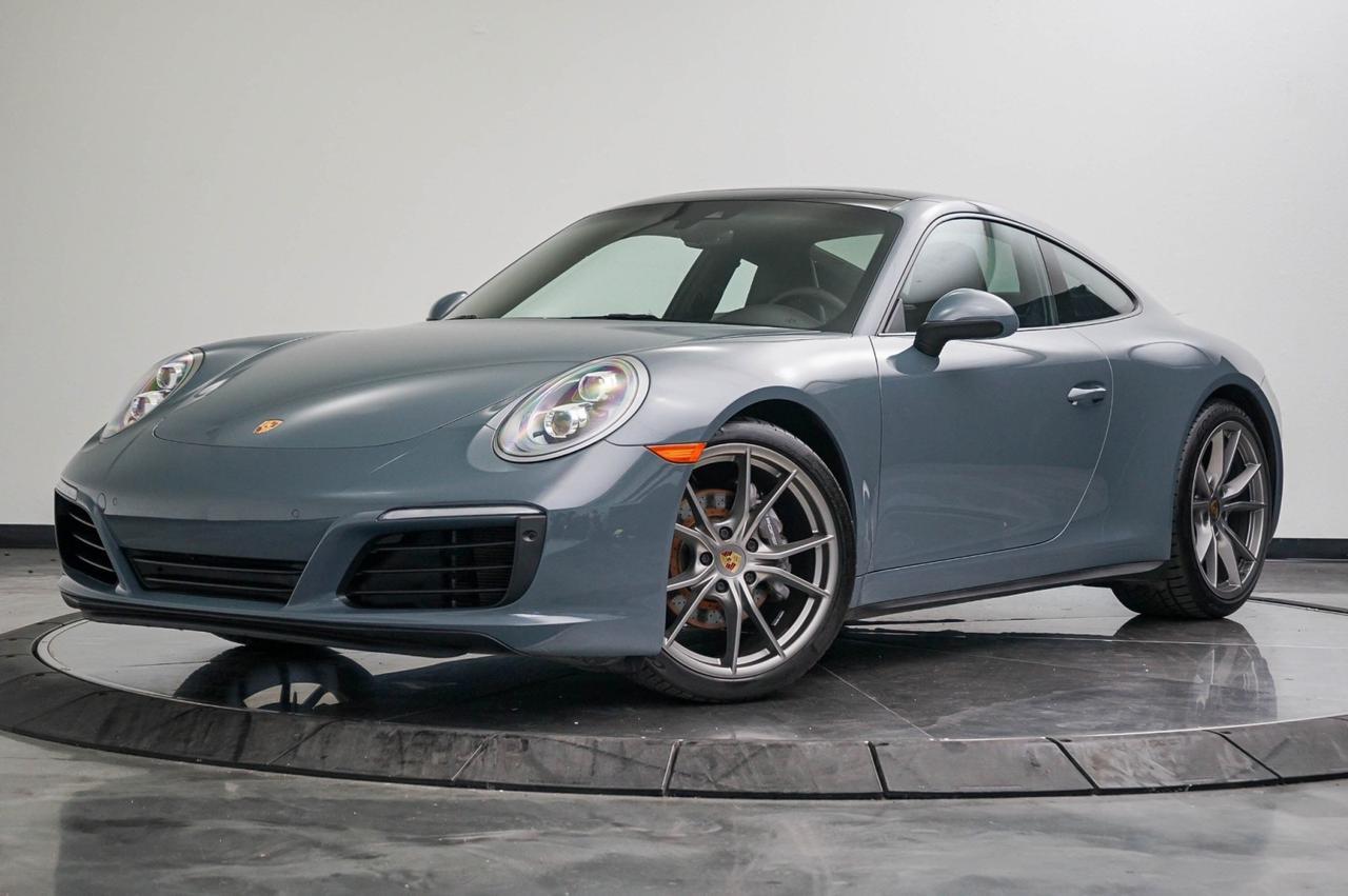 2018 Porsche 911 Carrera 4
