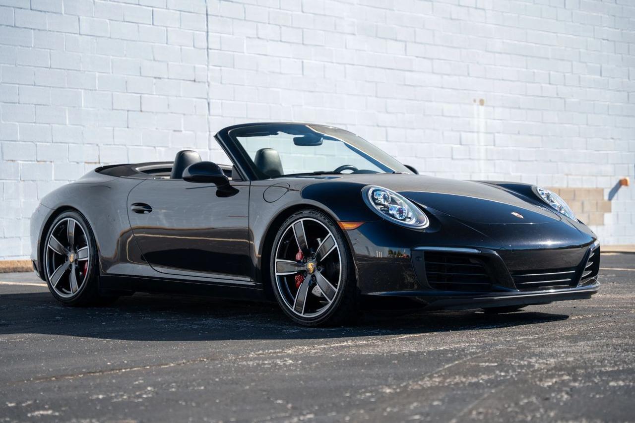 2018 Porsche 911 Carrera Cabriolet 2D St. Louis MO