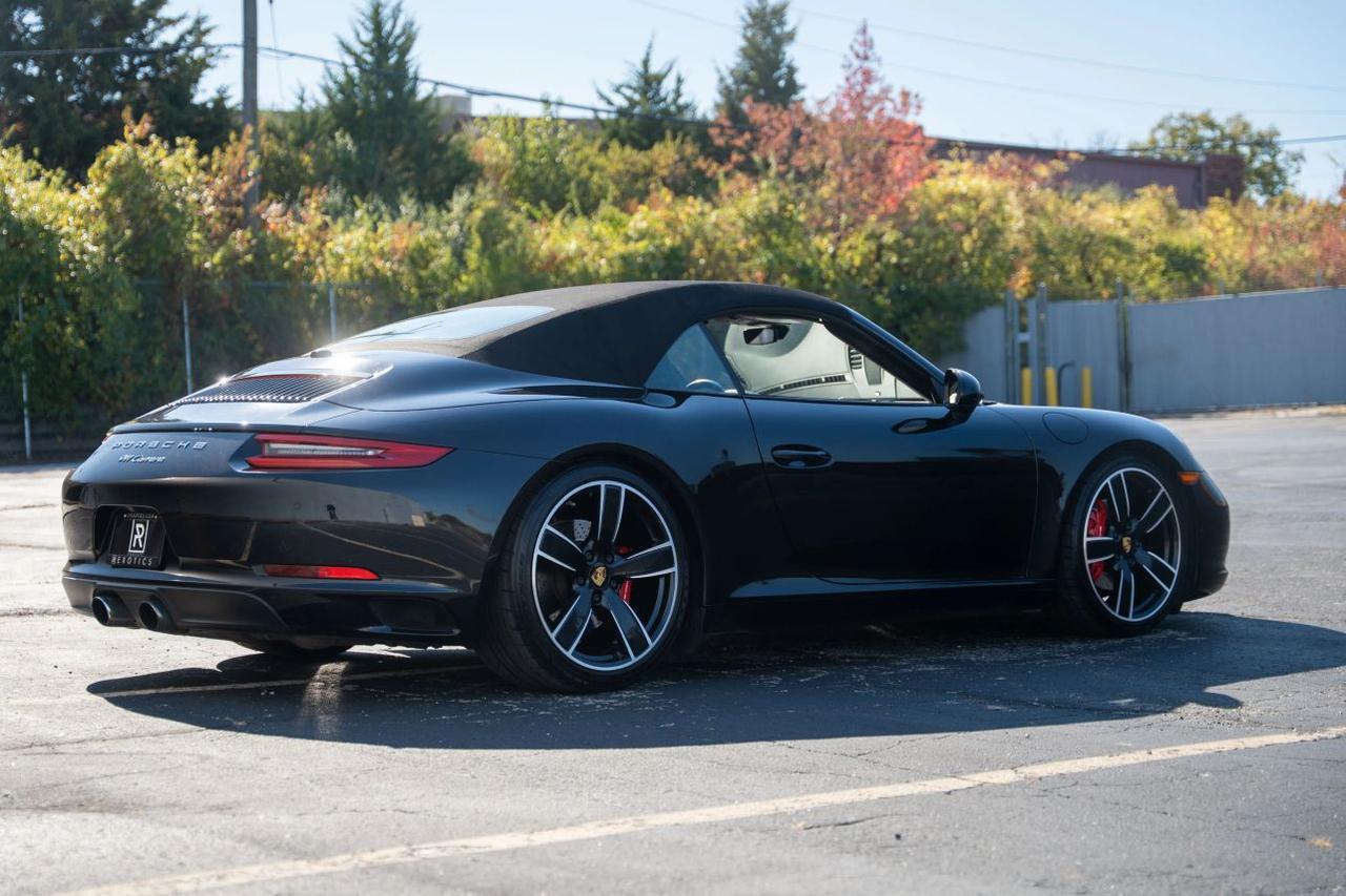 2018 Porsche 911 Carrera Cabriolet 2D St. Louis MO