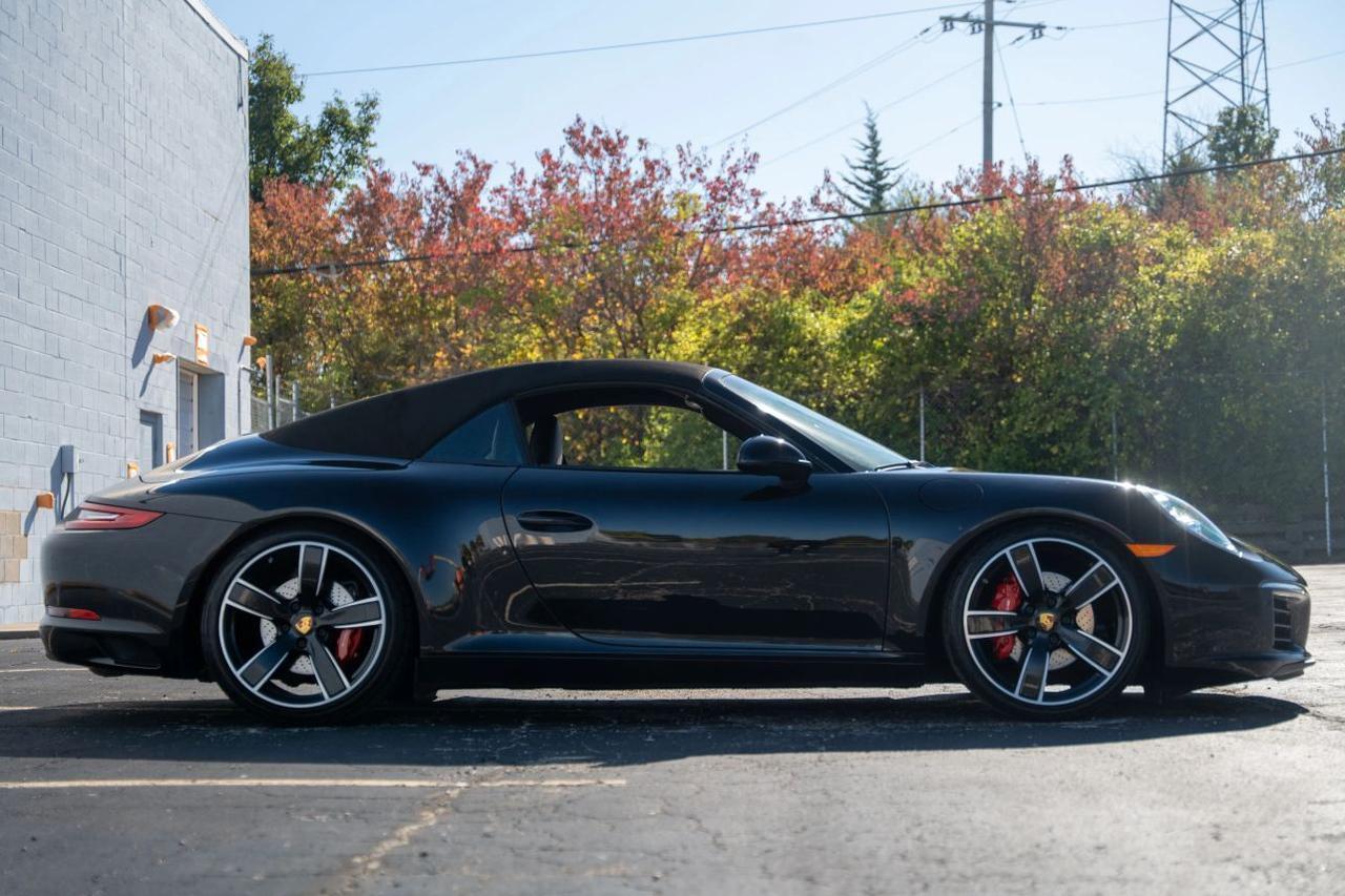 2018 Porsche 911 Carrera Cabriolet 2D St. Louis MO