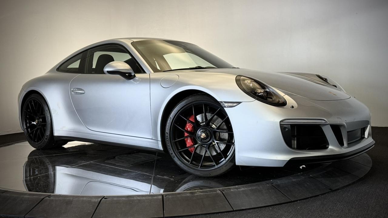 2018 Porsche 911 Carrera GTS