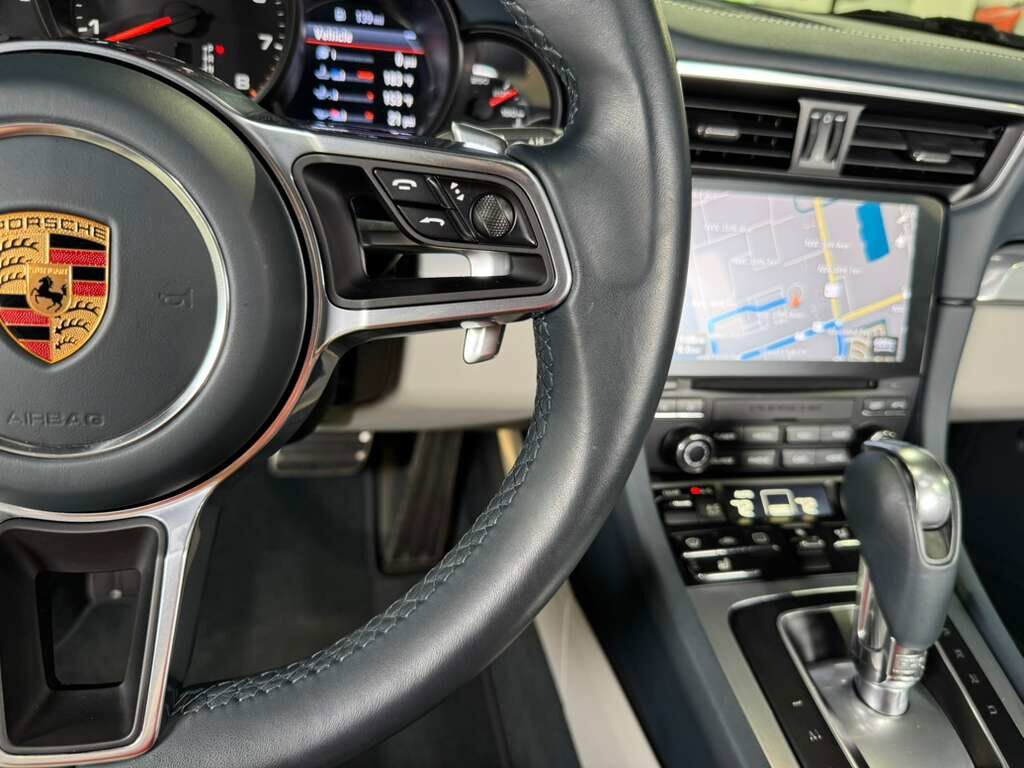 2018 Porsche 911 Carrera Night Blue Metallic paint, Bose audio, Porsche active suspension management AND MUCH MORE!! Fort Lauderdale FL