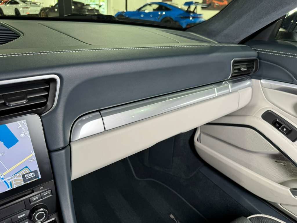 2018 Porsche 911 Carrera Night Blue Metallic paint, Bose audio, Porsche active suspension management AND MUCH MORE!! Fort Lauderdale FL