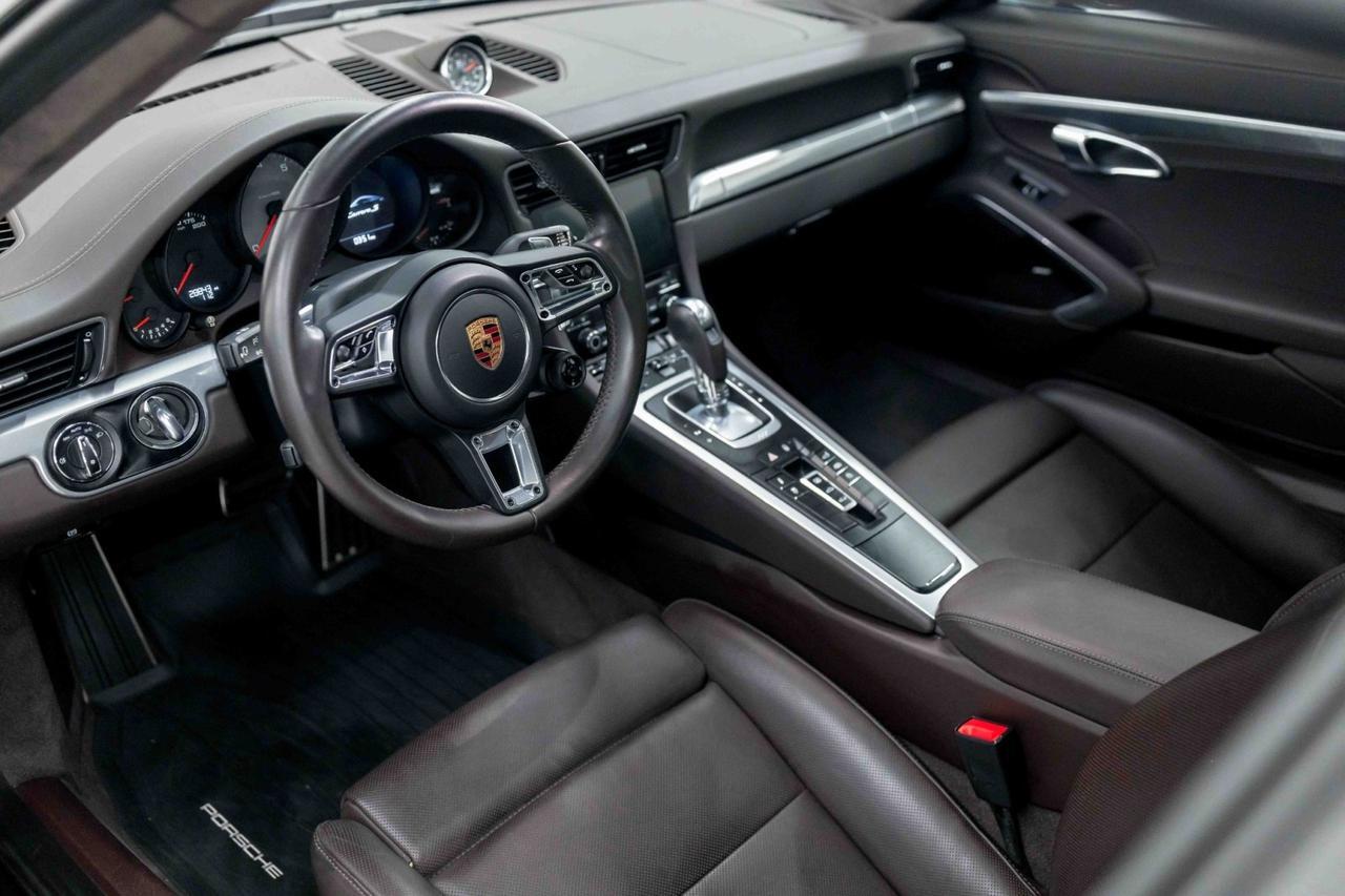 2018 Porsche 911 Carrera S