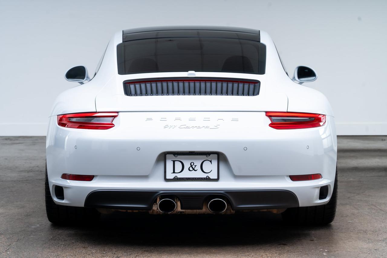 2018 Porsche 911 Carrera S Premium Package / Sport Pkg / Slide Tilt Glass Sun Portland OR