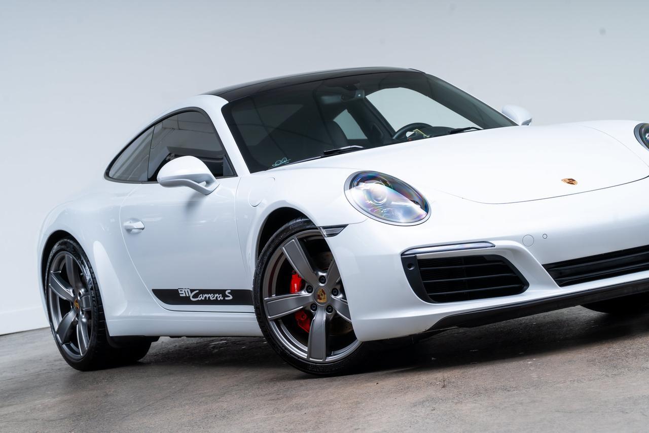 2018 Porsche 911 Carrera S Premium Package / Sport Pkg / Slide Tilt Glass Sun Portland OR