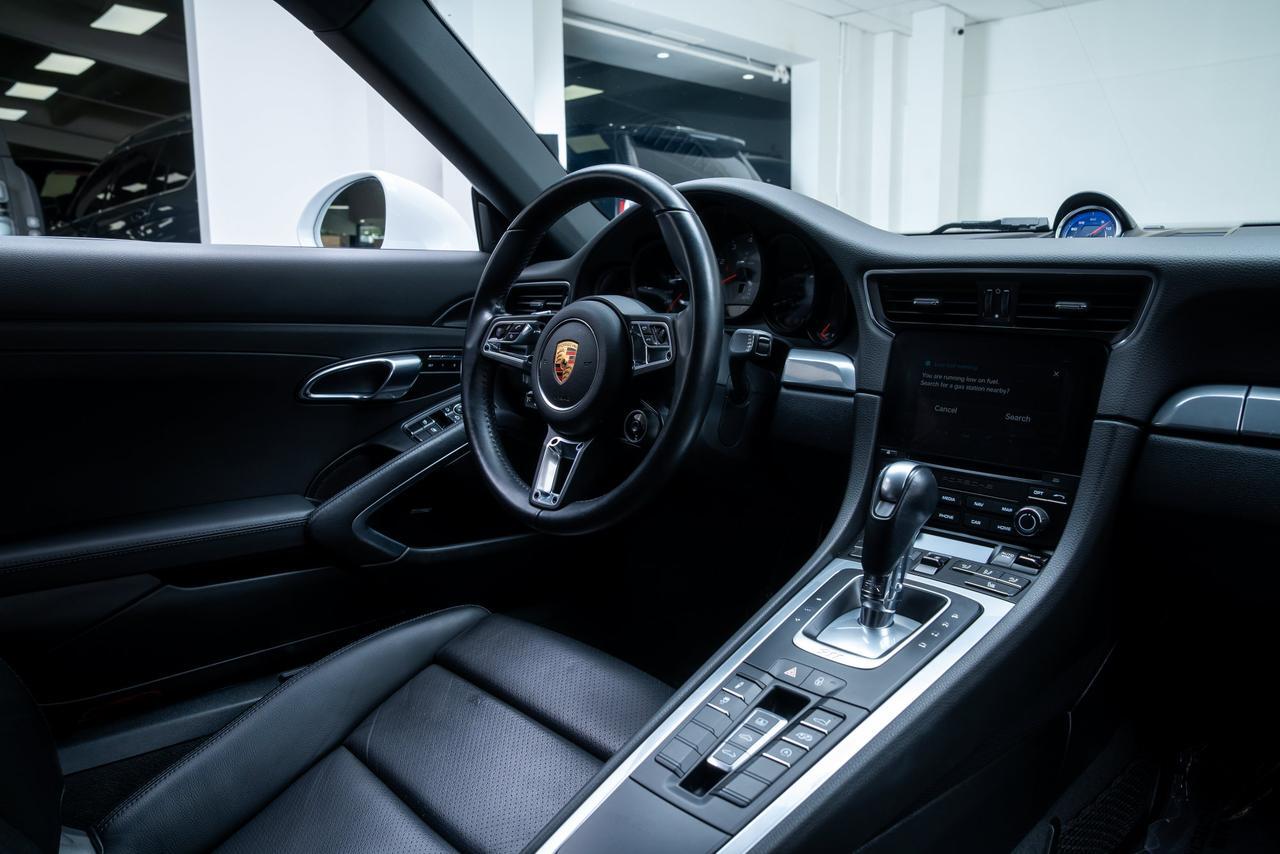 2018 Porsche 911 Carrera S Premium Package / Sport Pkg / Slide Tilt Glass Sun Portland OR