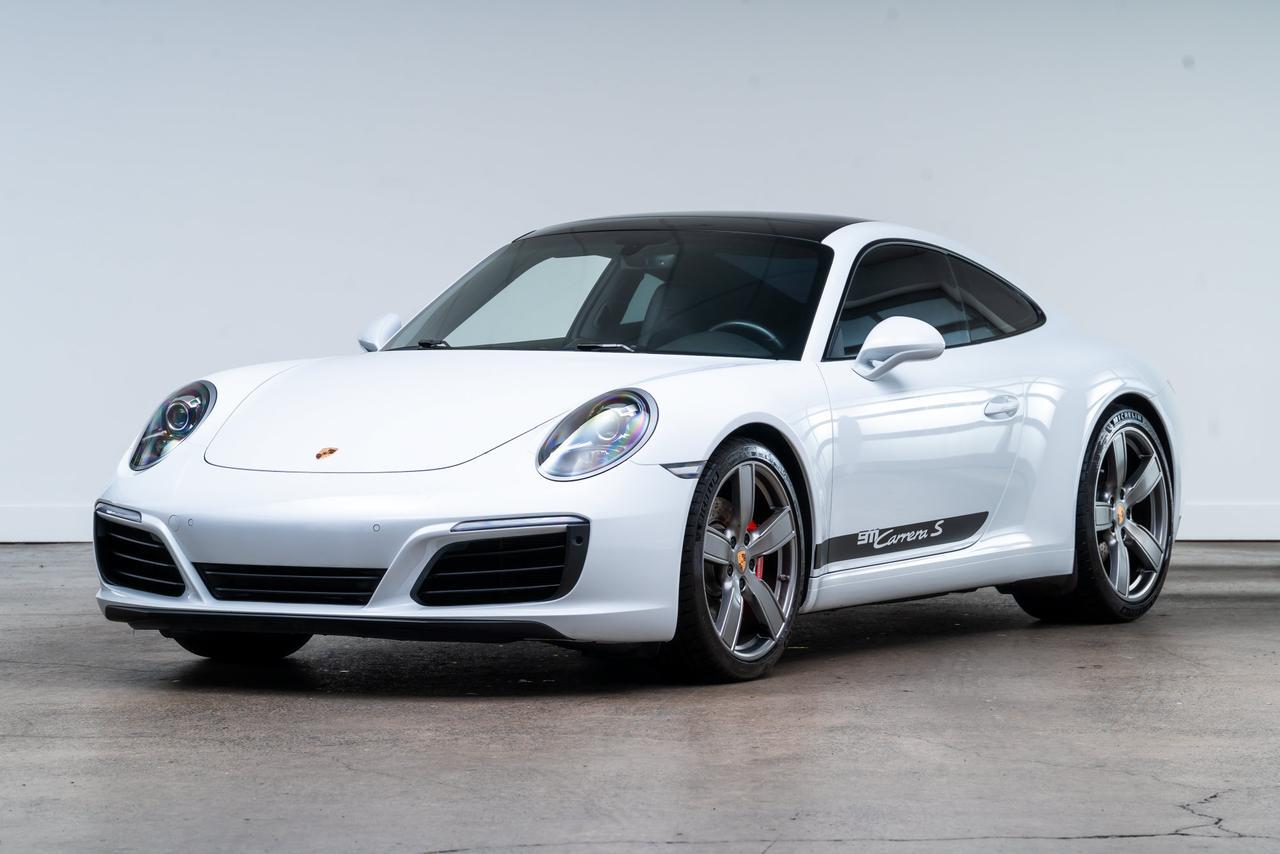 2018 Porsche 911 Carrera S Premium Package / Sport Pkg / Slide Tilt Glass Sun Portland OR