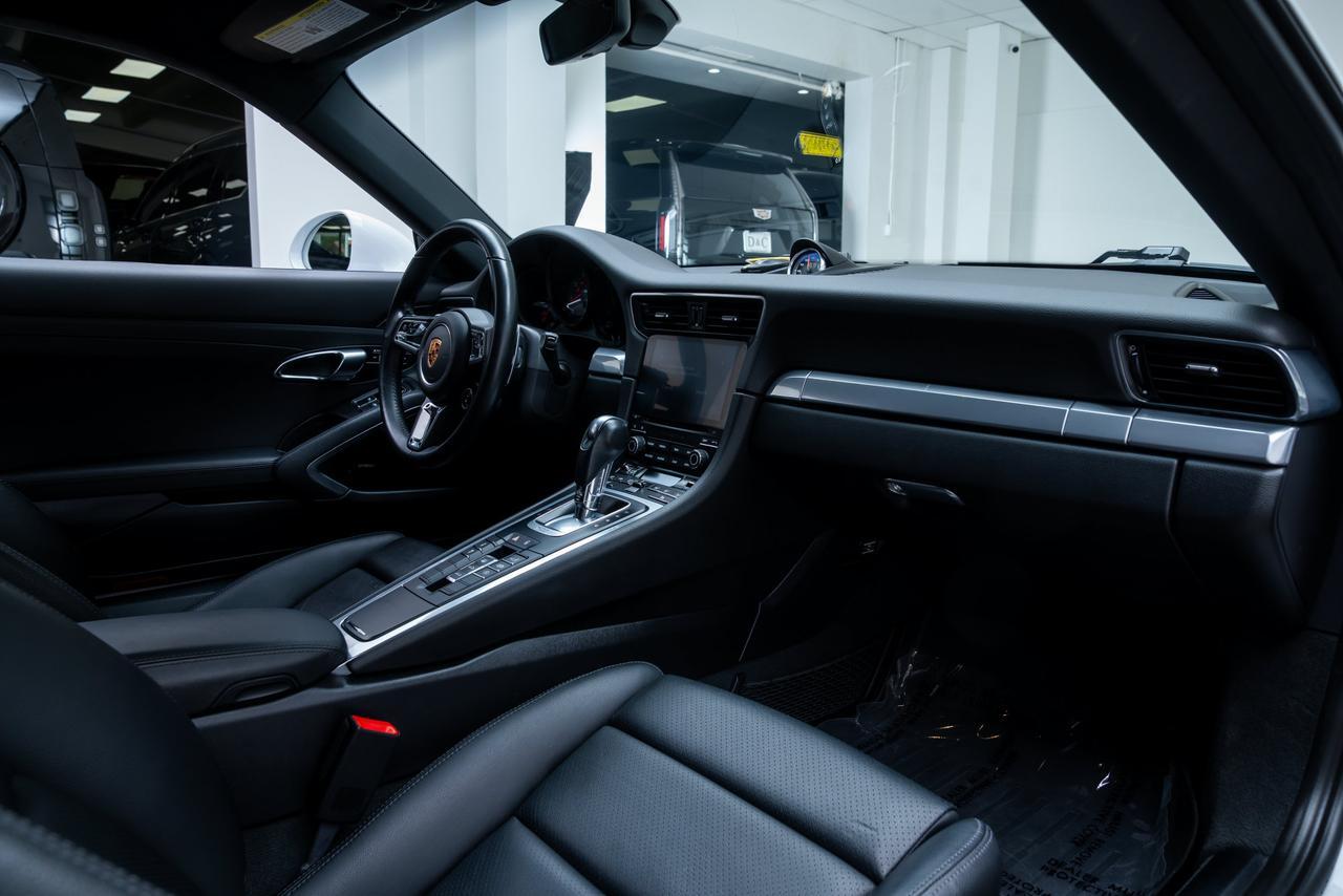 2018 Porsche 911 Carrera S Premium Package / Sport Pkg / Slide Tilt Glass Sun Portland OR
