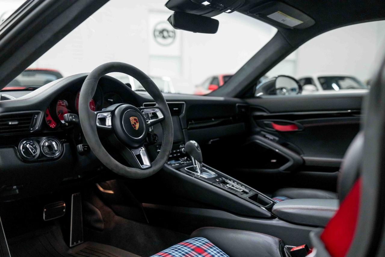 2018 Porsche 911 Carrera T