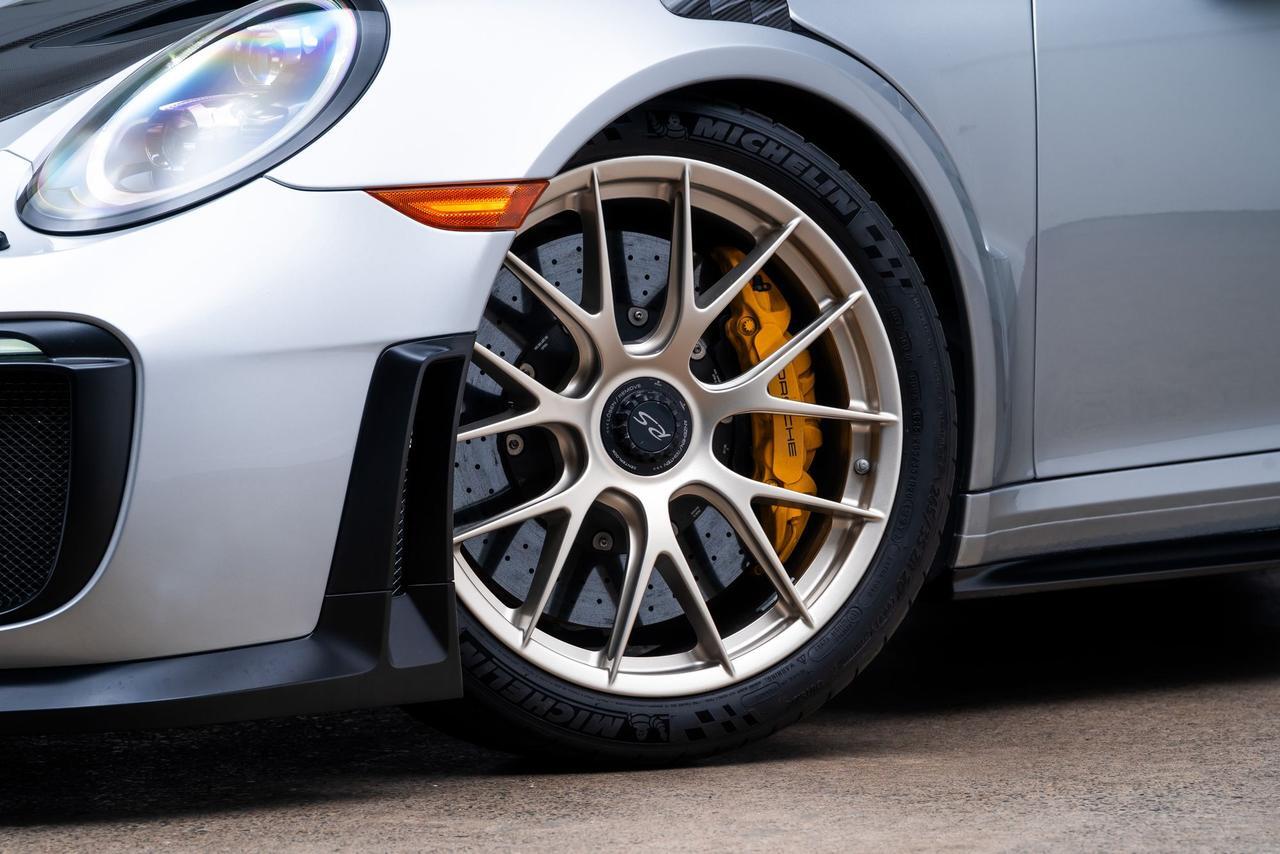 2018 Porsche 911 GT2 RS 1 Owner Weissach Package RS Magnesium Wheels Portland OR