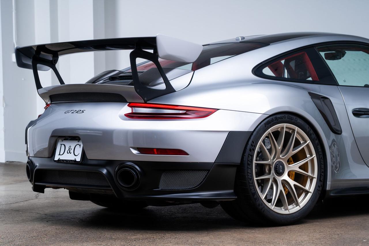 2018 Porsche 911 GT2 RS 1 Owner Weissach Package RS Magnesium Wheels Portland OR