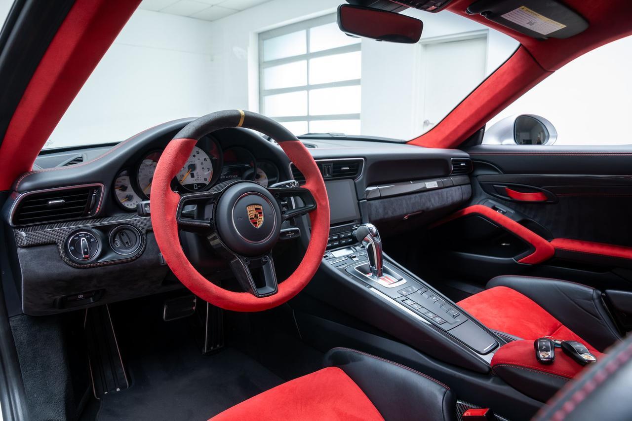 2018 Porsche 911 GT2 RS 1 Owner Weissach Package RS Magnesium Wheels Portland OR